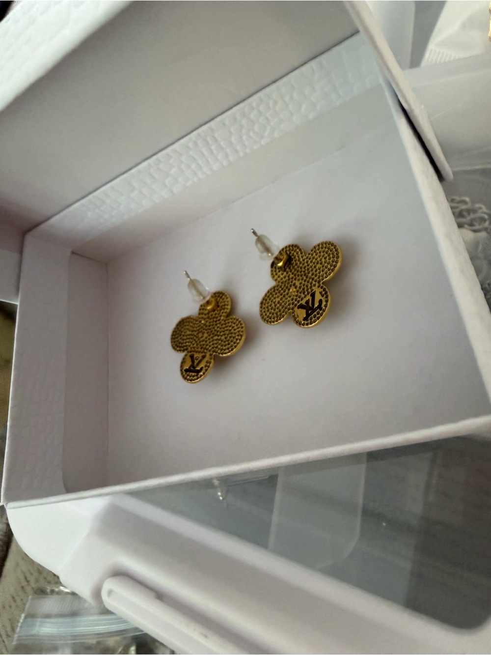 Gold Tine Flower Stud Earrings - Women Jewelry, Fashion Jewelry, New - Picture 9 of 10